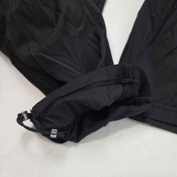 Lululemon Women's Size 2 Dance Studio Mid-Rise 25" Crop Black Mid-Rise - Picture 9 of 9